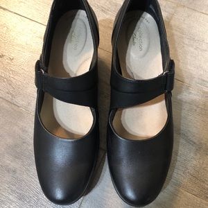 Clark’s Mary Jane Shoes